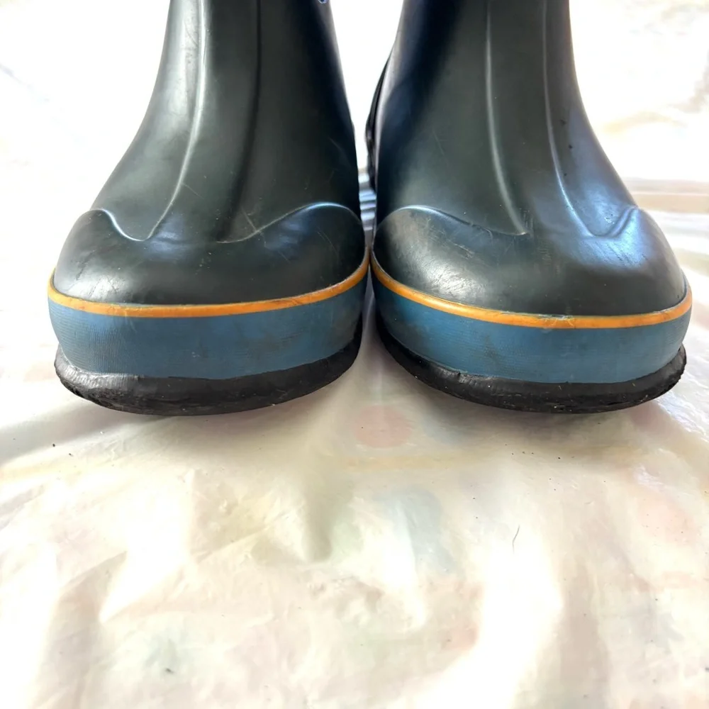 Bogs Blue Multi Donut Waterproof Boots Blue Pink Yellow SZ 4 Youth Good Cond